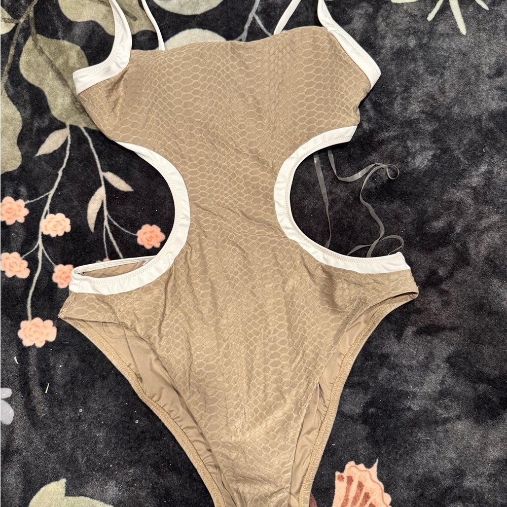 Sanctuary Sz L swimsuit